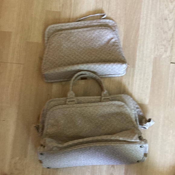 Totables by dura-tan cosmetic bag WOW - Picture 13 of 16